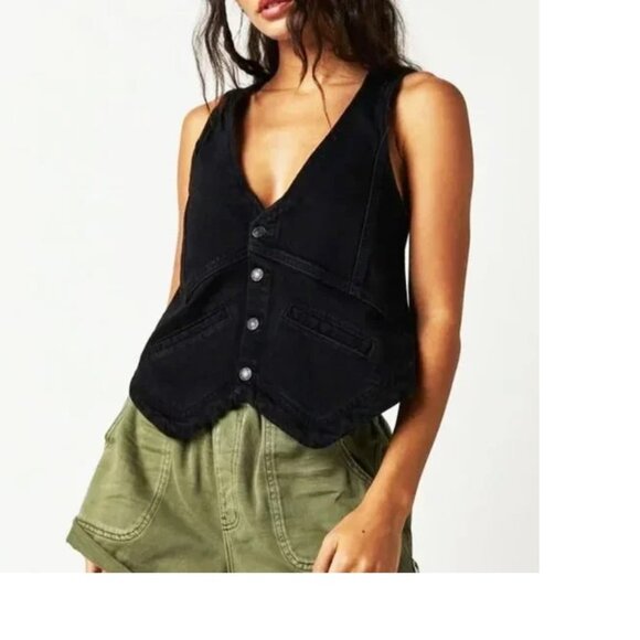 Free People We the Free Beckett Black Denim Lace Up Vest Size 32 L/XL NWOT - Picture 1 of 9